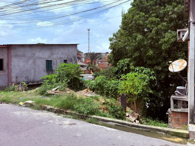 Terreno localizado em Manaus