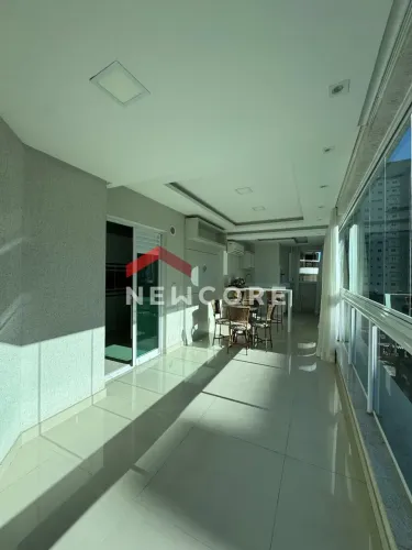 Apartamento em Rua 232 - Meia Praia - Itapema/SC