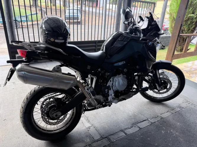 F850 GS Premium Triple Black 2024