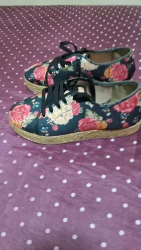 Tenis 38