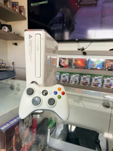 XBOX 360 BRANCO DESBLOQUEADO RGH JÁ COM JOGOS