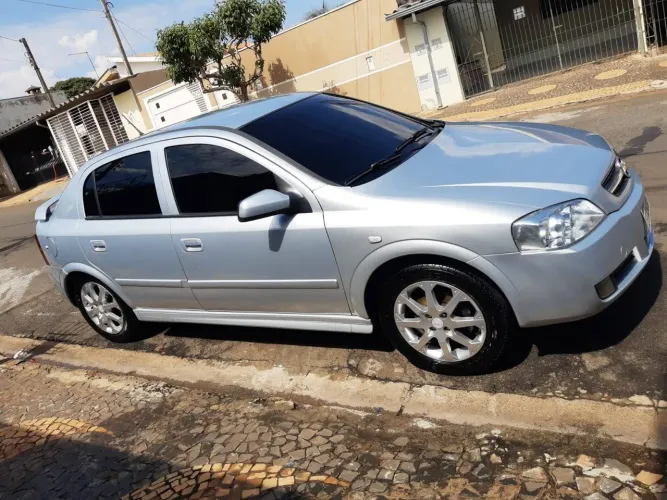 Chevrolet Astra Advantage 2.0 MPFI 8V Flexpower 5P 2011