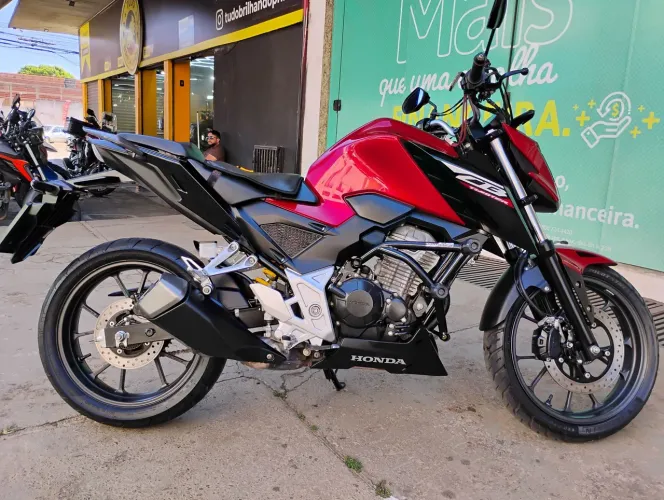Moto único dono
