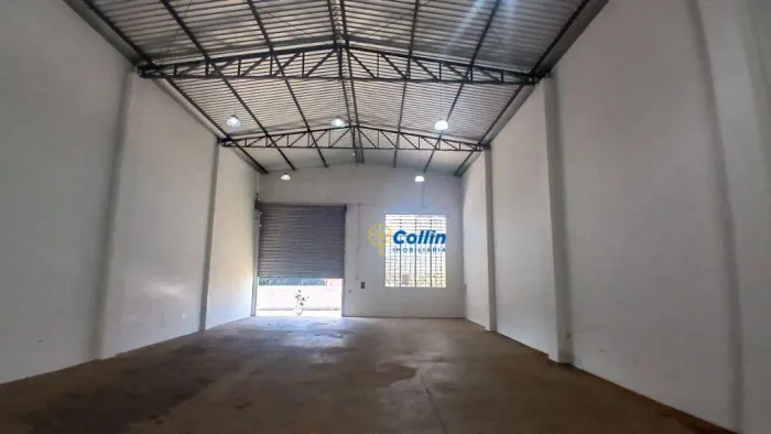 Galpão para alugar, 275 m² por R$ 4.000,00/mês - Conjunto Manoel Mendes - Uberaba/MG