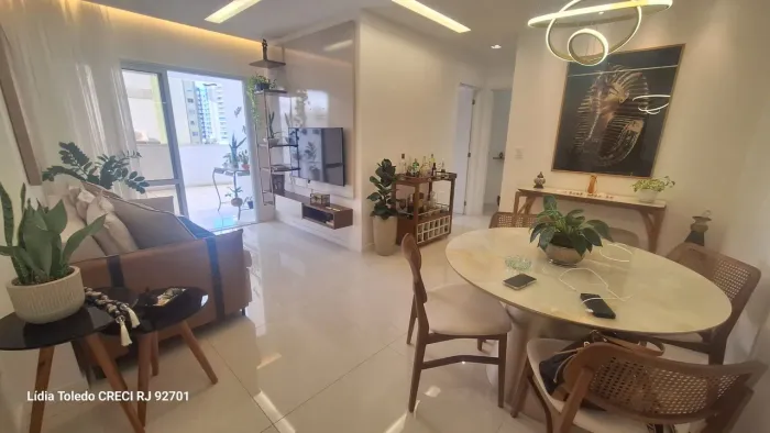 Vendo Ed. Pleno 2 quartos com área externa - porteira fechada