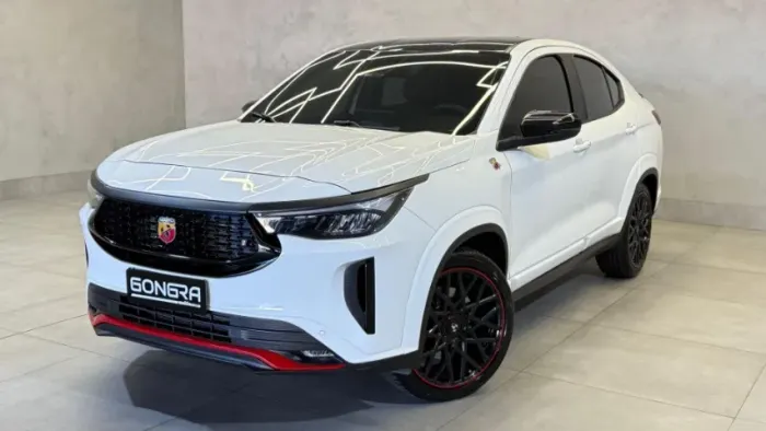 Fiat Fastback Abarth Turbo Flex 1.3 Aut. 2024