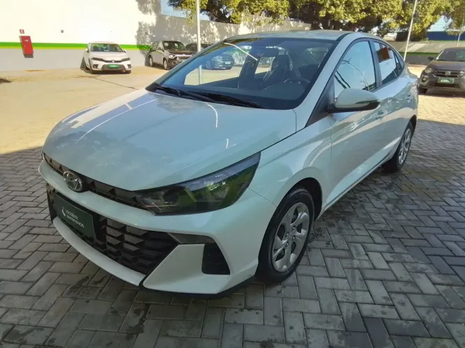 Hyundai HB20S Comfort Plus 1.0 TB Flex 12V Mec. 2025