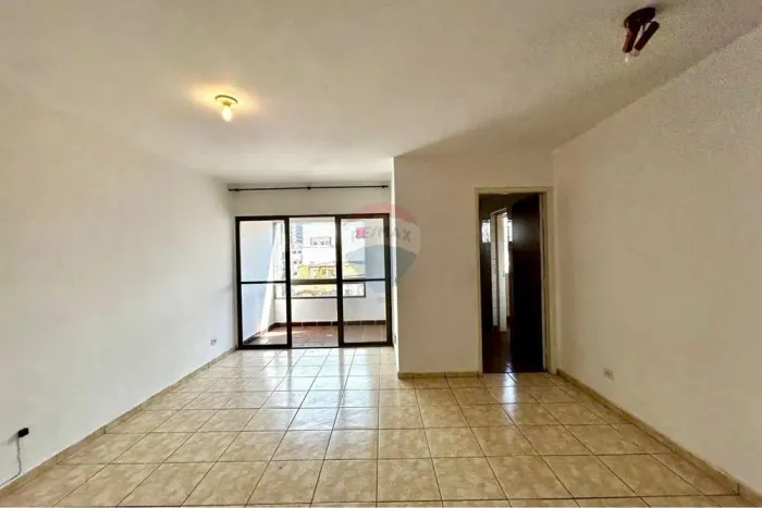 REMAX vende Apto 1 quarto, sala 2 ambientes, com Varandas, 1 vaga garagem, bairro Botagofo