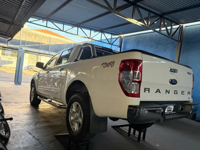Ford Ranger XLT 3.2 20V 4X4 CD Diesel Aut. 2016