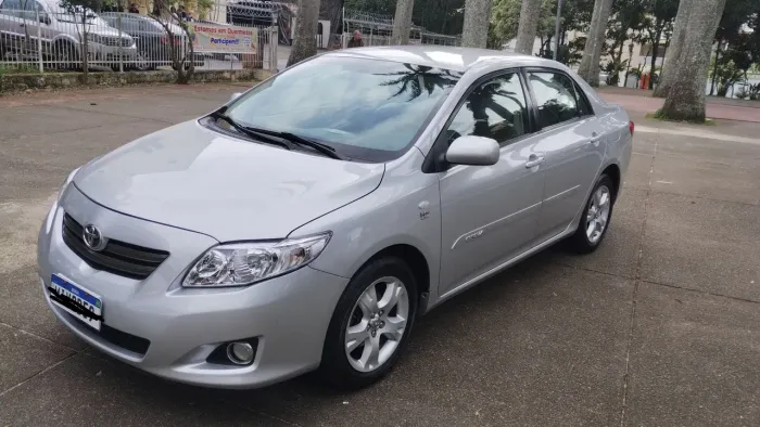 Toyota Corolla GLI 1.8 Flex 16V Aut. 2011