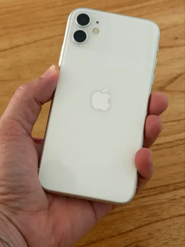 iPhone 11