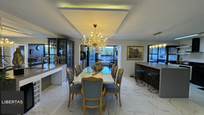 Casa de Condomínio em Ecoville