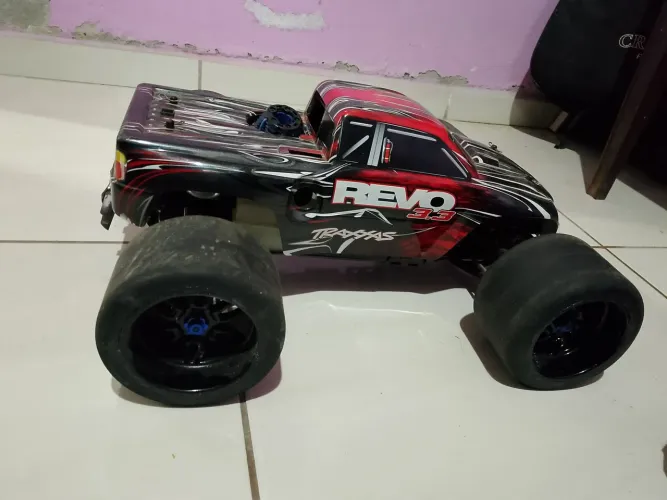 Carrinho rc traxxas 3.3 nitro partida elétrica marchas ré
