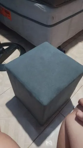 Vendo por motivo de viagem, não faço entregas. 