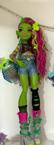 Boneca monster high venus g3 completa - ver descrição 