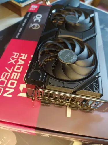 RX 7600 8GB 