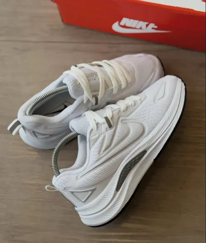 Tênis Nike pra academia 34 ao 43