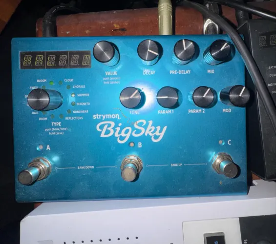 Strymon Big Sky - Pedal de Reverb 