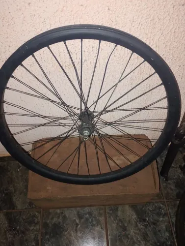 Vendo aro vmaxx 26 ,tbm troco em outro dianteiro com volta de peças