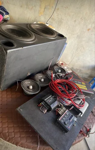 Vendo som automotivo completo 