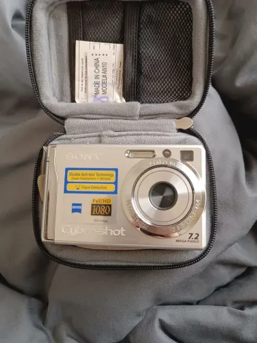 Cyber shot 7.2 mega pixels sony