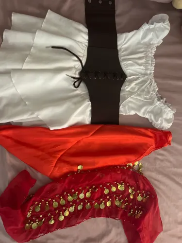 Kit roupa piratas do Caribe feminino