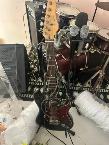 Guitarra giannini