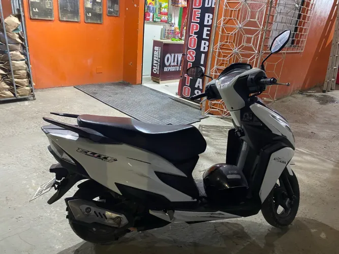 Elite 125