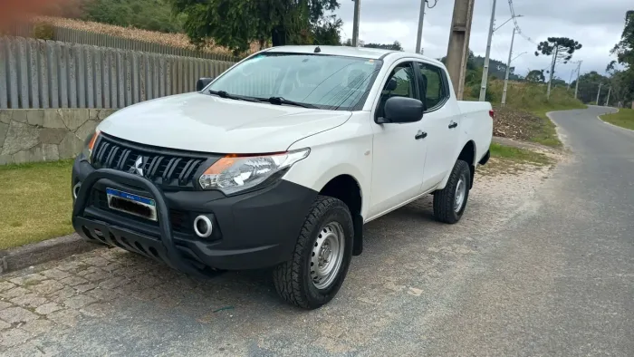 Mitsubishi L200 Triton Sport GLS 2.4 CD Diesel Aut. 2022
