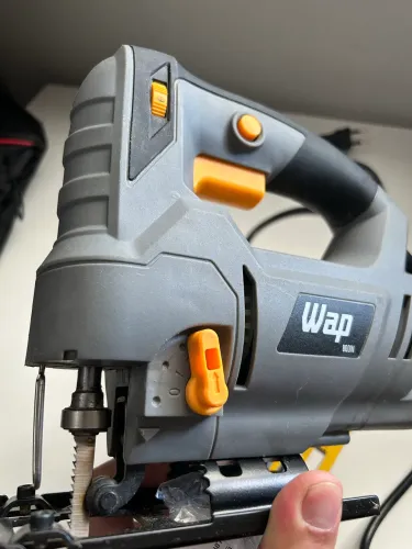 Serra tico tico wap 800w engate rápido