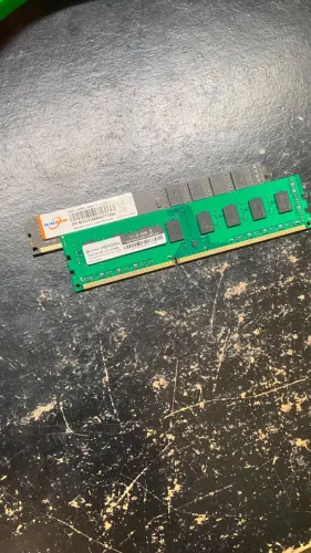 memoria ddr3 16gb 2x8 estava no meu computador antigo fiz upgrade pra ddr4! pra vender log
