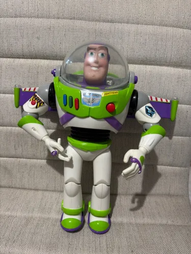 buzz lightyear