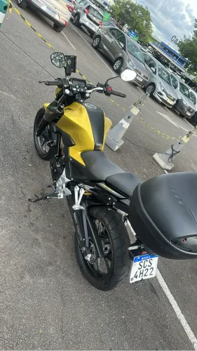 Moto ótimo estado, único dono R$ 24.000