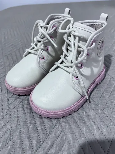 Bota infantil molekinha