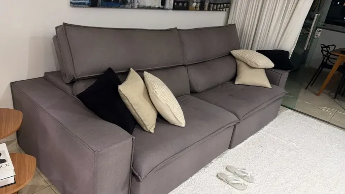 Sofa super novo... 4 lugares!