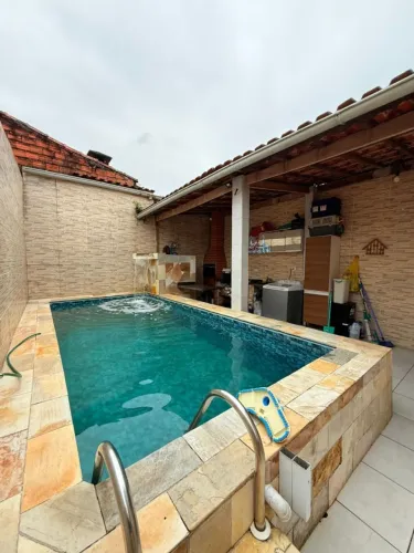 Casa para Venda em Mongaguá, Balneário Jussara, 3 dormitórios, 3 banheiros, 2 vagas
