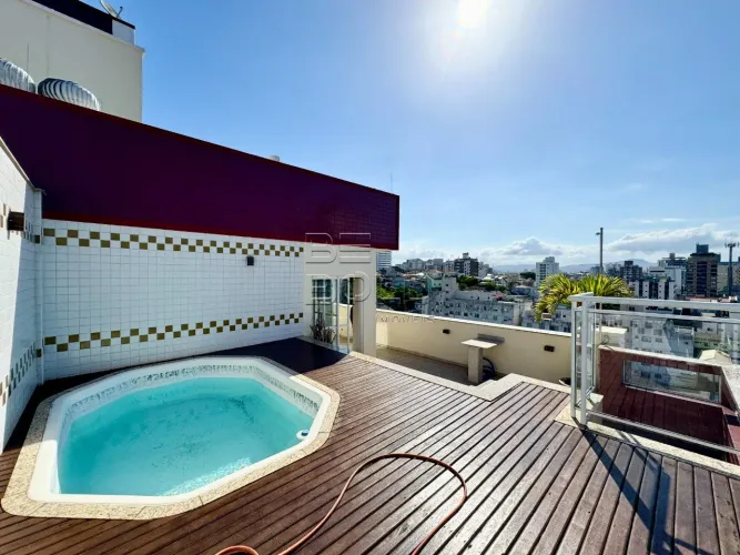 Apartamento com 4 dormitórios e piscina Estreito