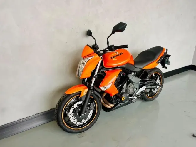 KAWASAKI ER-6N 650.