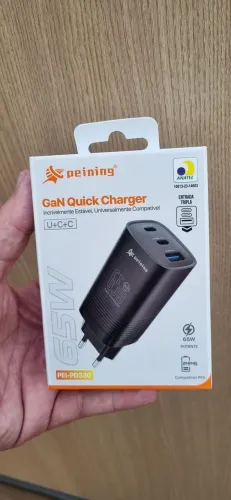 Fonte 65w com 2 tipo c e 1 usb