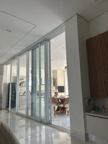 Vaga empregada doméstica/cozinheira