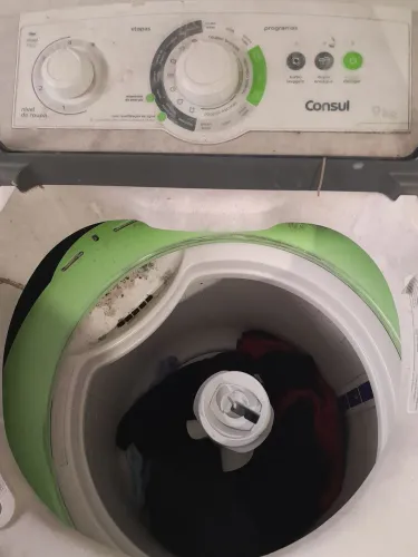 Máquina de lavar com defeito