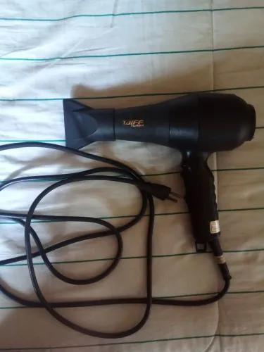 Secador de Cabelo Taiff Turbo.