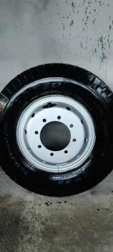 Pneu 1000/20