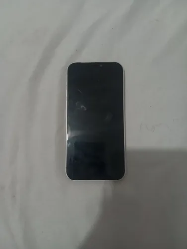 iPhone 12 128GB com defeito