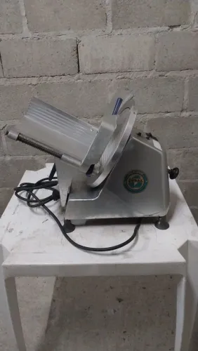 Cortador de frios