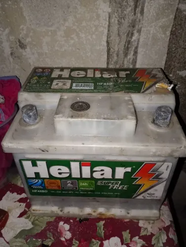 VENDO CASCO DE BATERIA HELIAR CONSERVADA 
