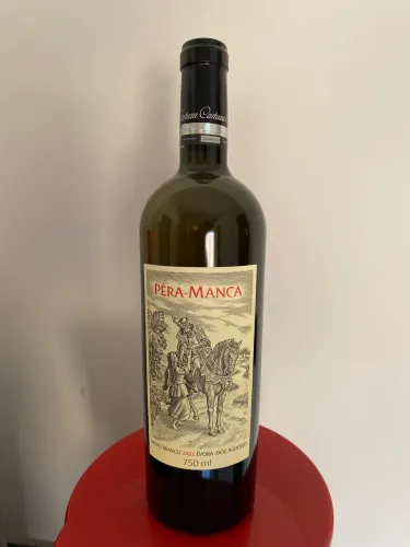 Vinho Branco Pêra Manca 2022