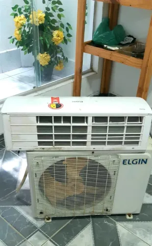 Vendo Ar-condicionado 9000 btus da elgin.