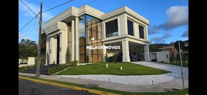 Caledônia Private Village - Casa Alto Padrão á venda em condomínio fechado, com 4 suítes, 