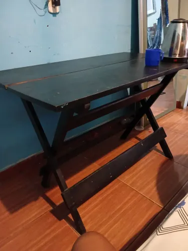 Mesa com 4 cadeiras